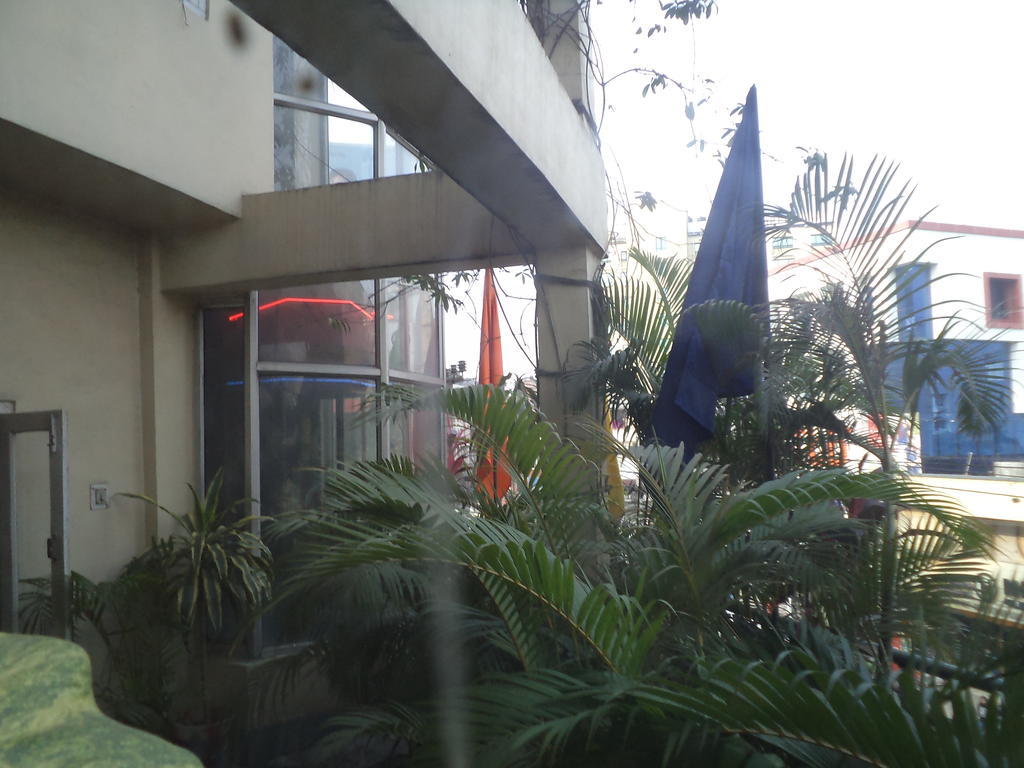 Hotel Mahalaxmi Indo Myanmar Guwahati Exterior foto
