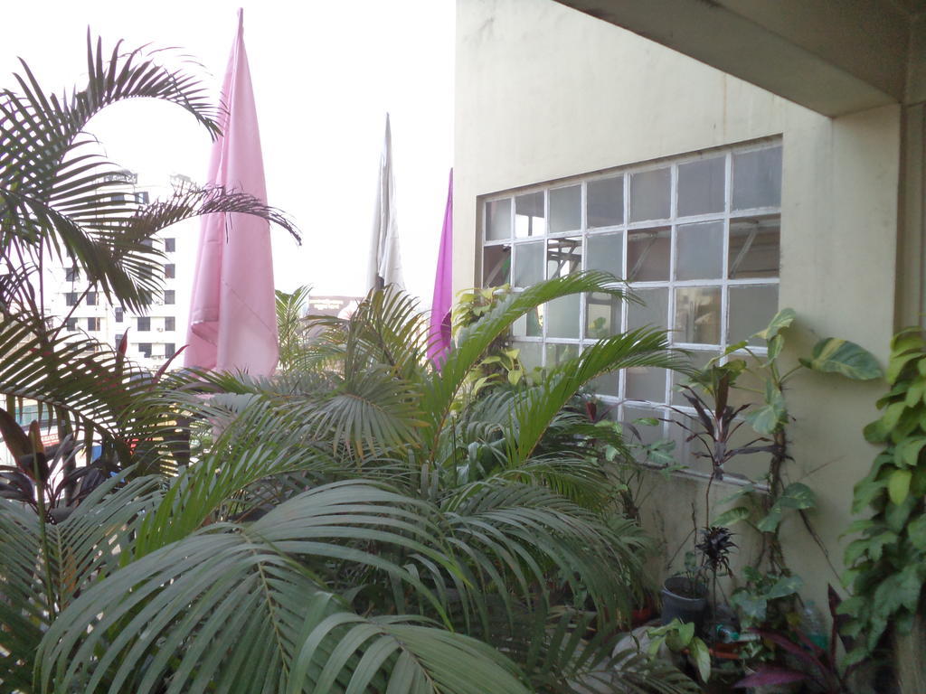 Hotel Mahalaxmi Indo Myanmar Guwahati Exterior foto