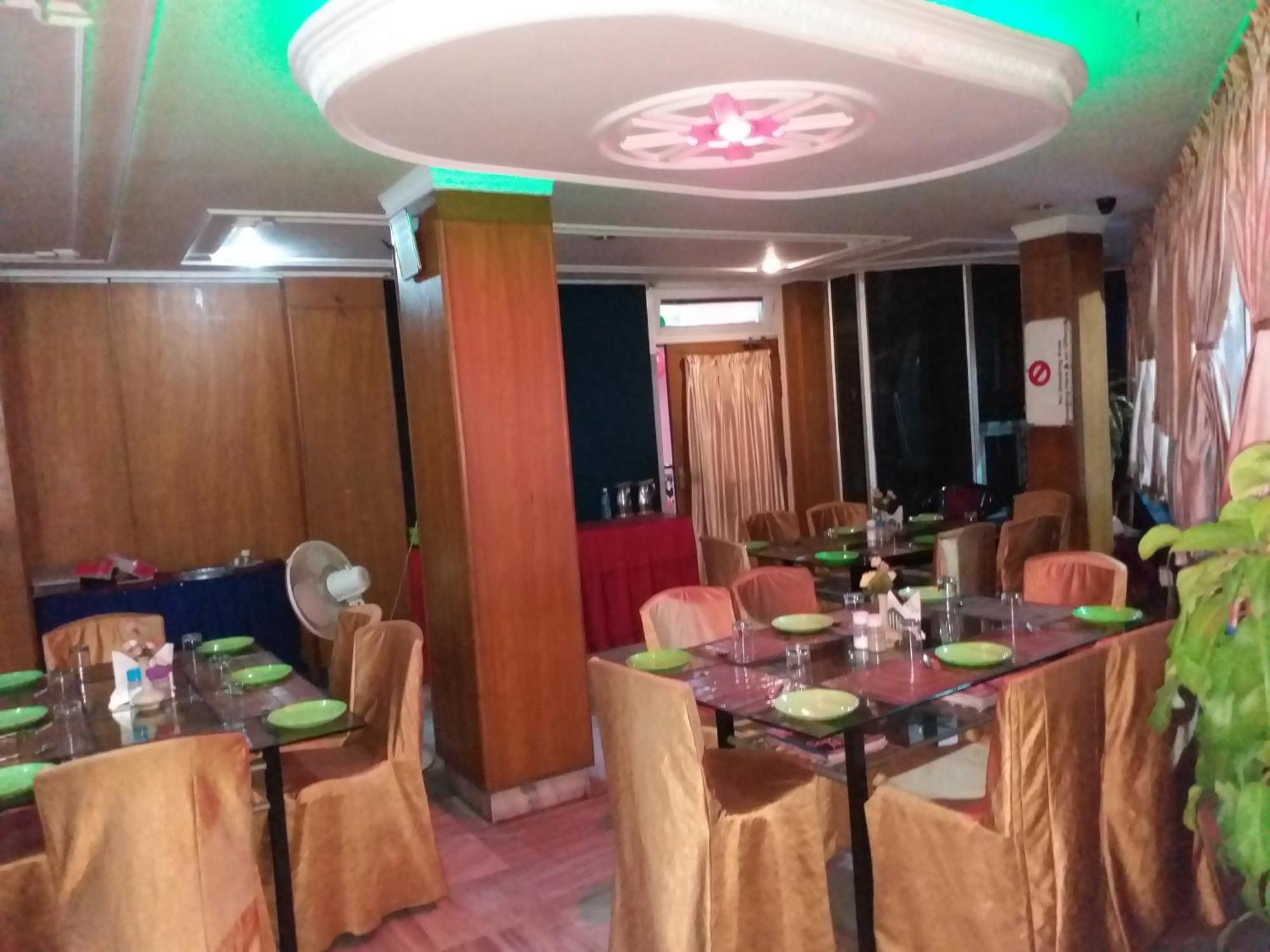 Hotel Mahalaxmi Indo Myanmar Guwahati Exterior foto