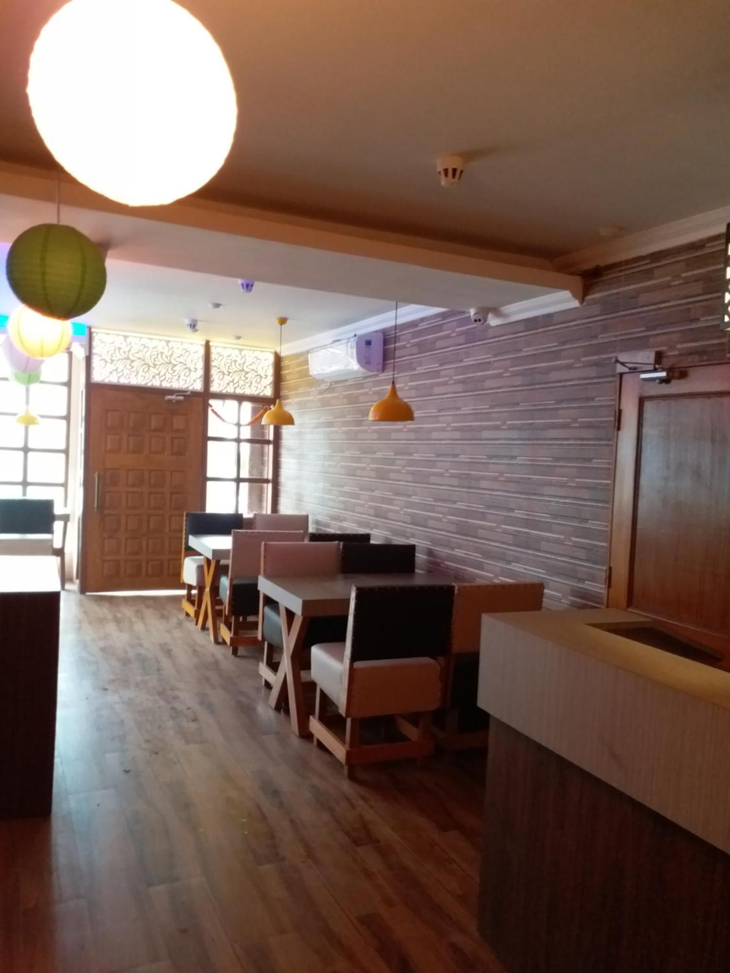 Hotel Mahalaxmi Indo Myanmar Guwahati Exterior foto