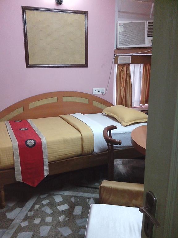 Hotel Mahalaxmi Indo Myanmar Guwahati Exterior foto